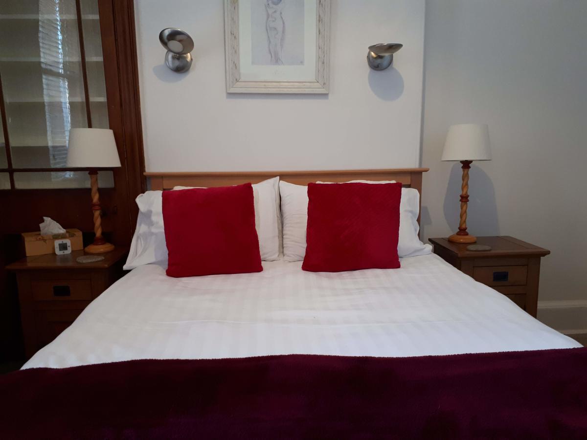 Canadale Guest House EDI Kültér fotó